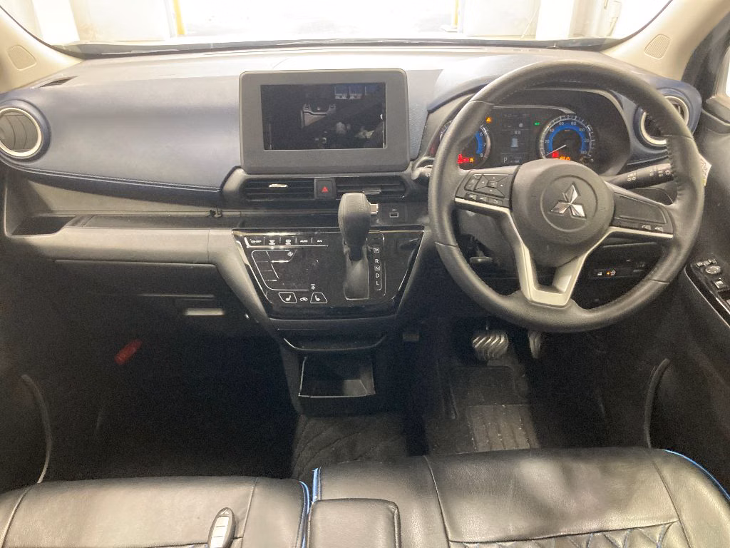 MITSUBISHI EK X