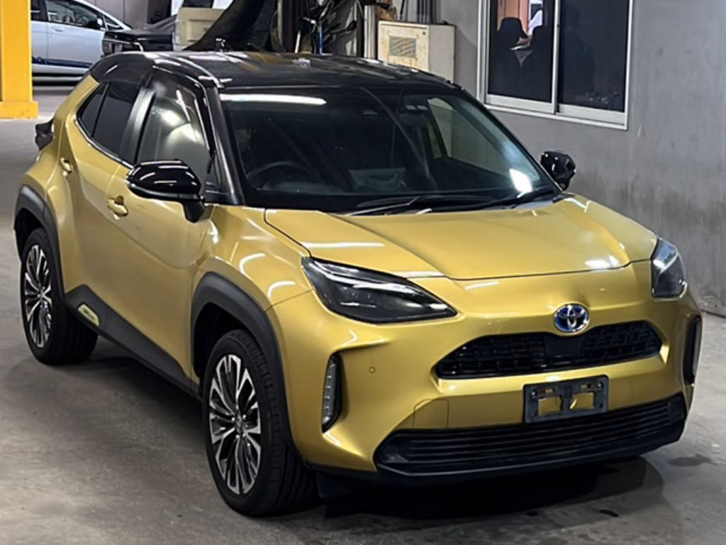 TOYOTA YARIS CROSS