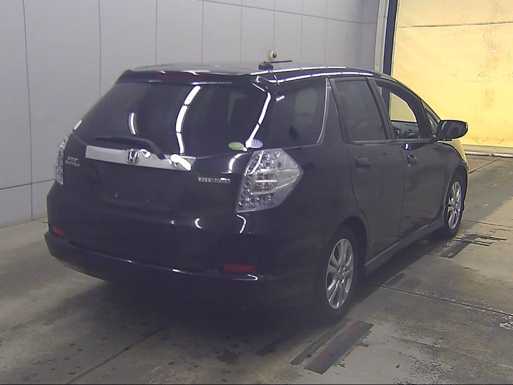 HONDA FIT SHUTTLE