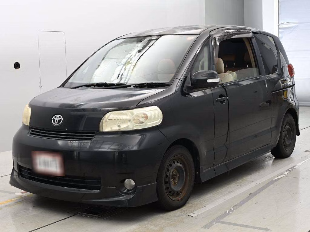 TOYOTA PORTE