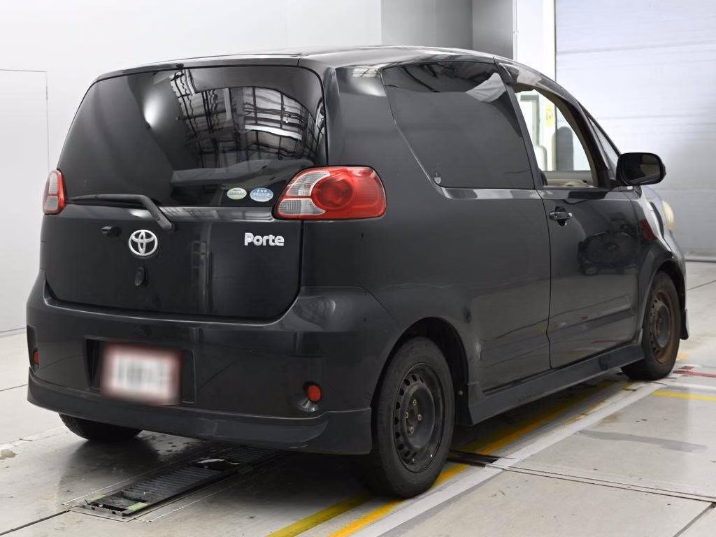 TOYOTA PORTE