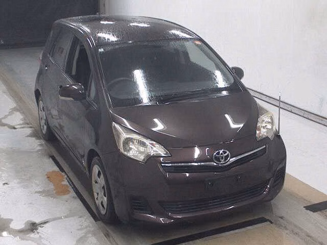 Toyota Ractis