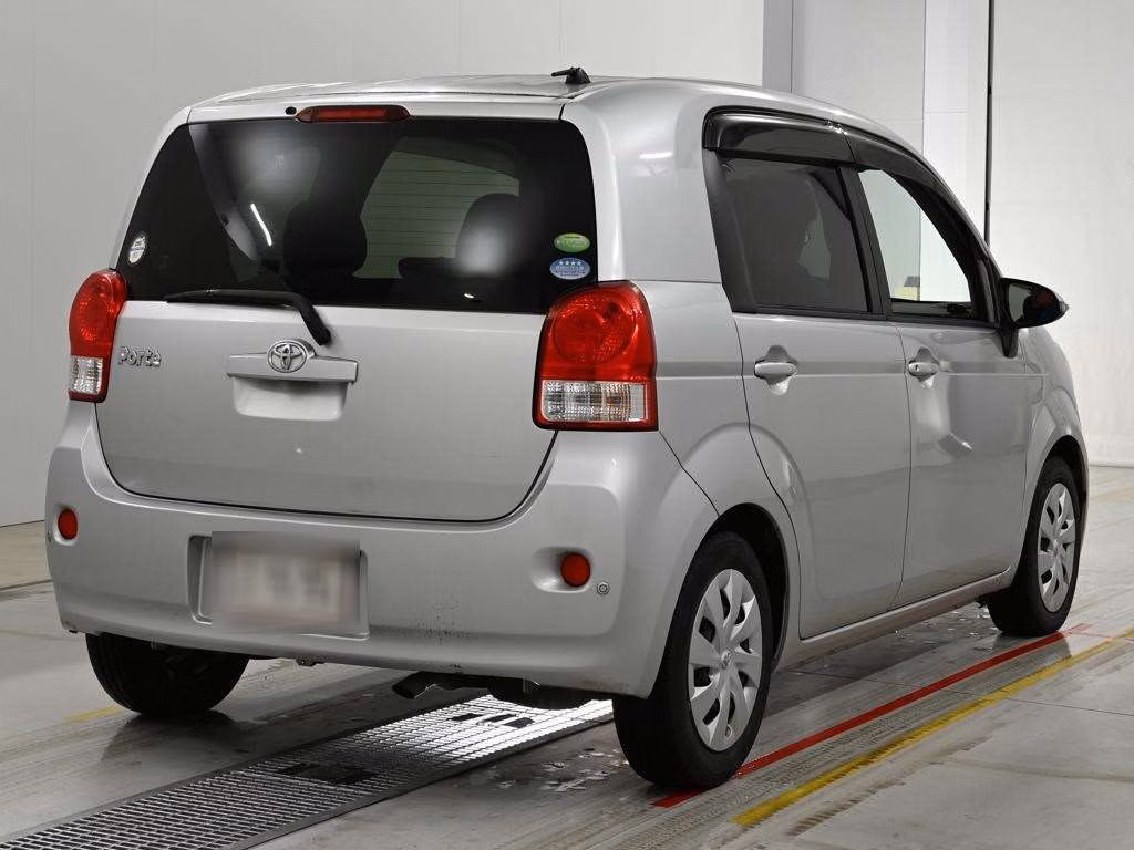 TOYOTA PORTE