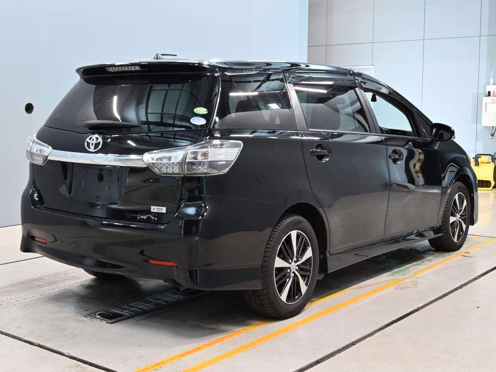 TOYOTA WISH