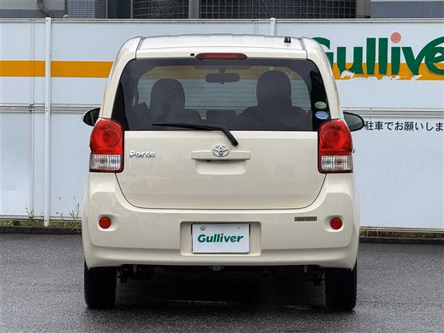 TOYOTA PORTE