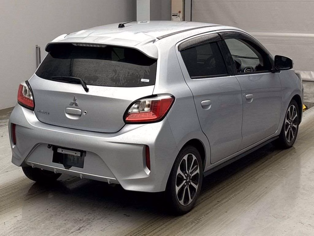MITSUBISHI MIRAGE