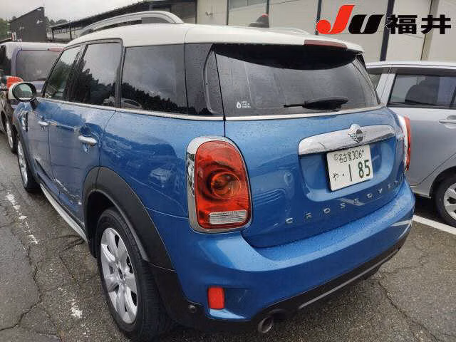MINI CROSSOVER