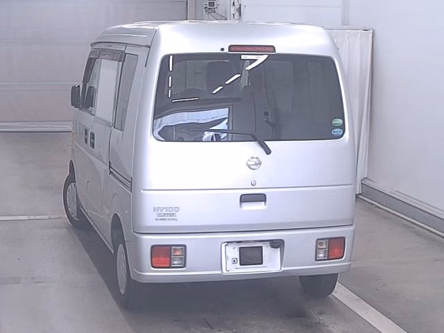 NISSAN NV100 CLIPPER