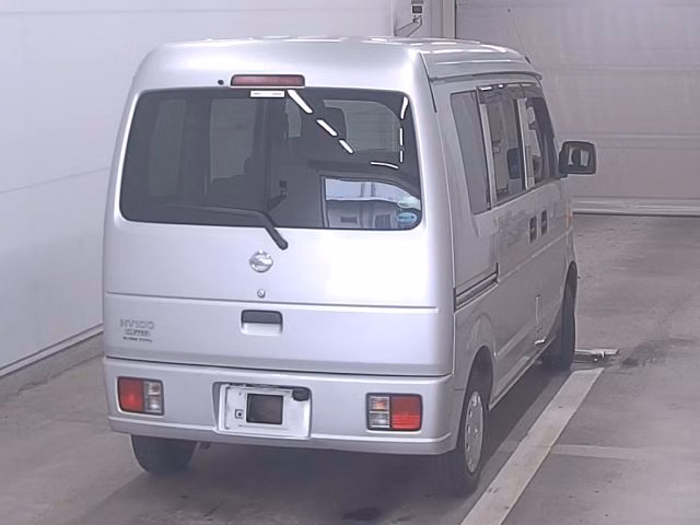 NISSAN NV100 CLIPPER