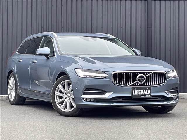 Volvo V90