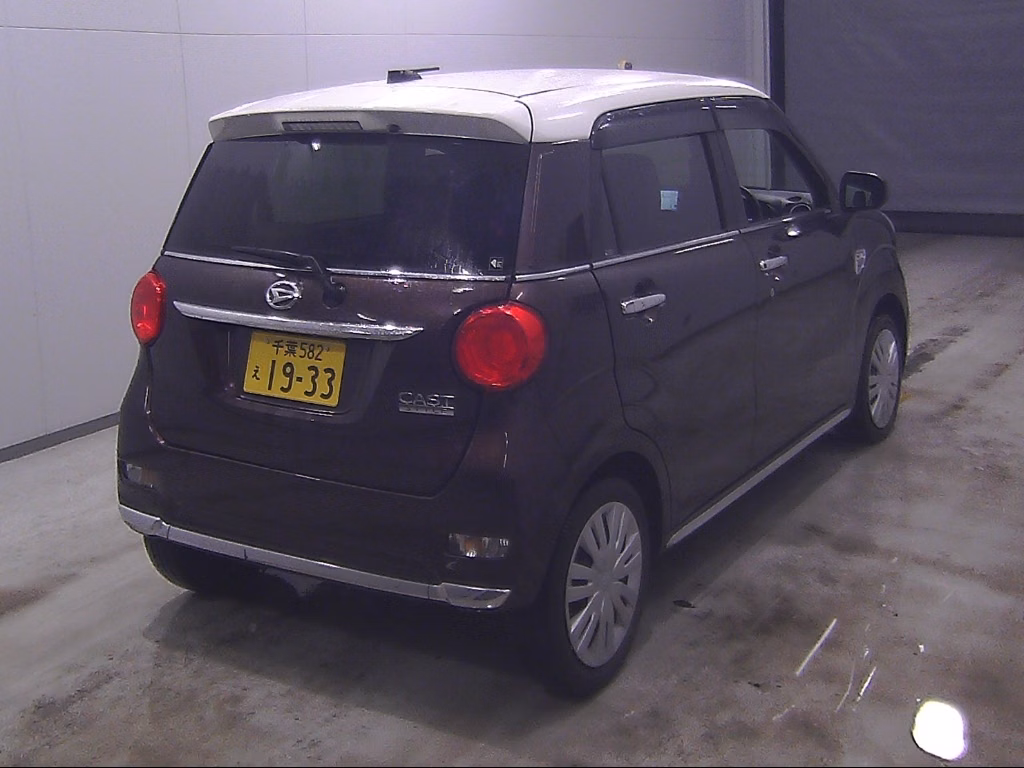 DAIHATSU CAST