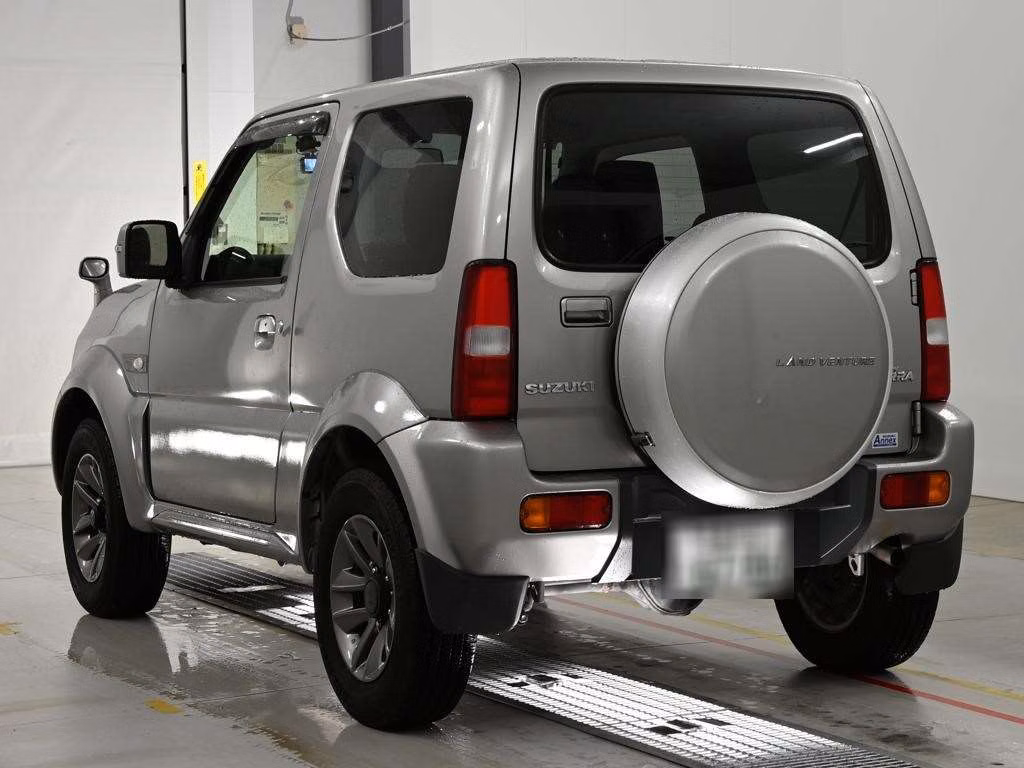 SUZUKI JIMNY SIERRA