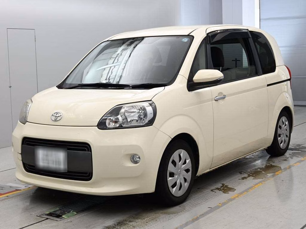 TOYOTA PORTE