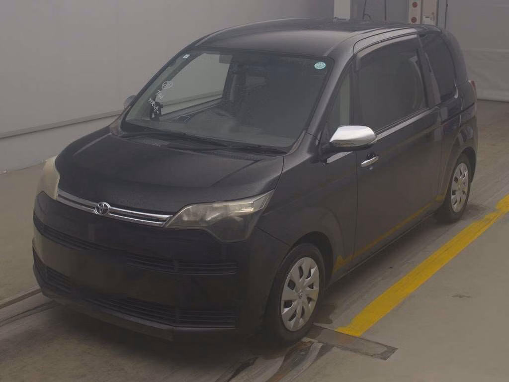 TOYOTA SPADE