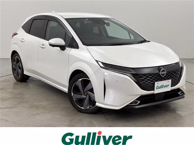 Nissan Aura