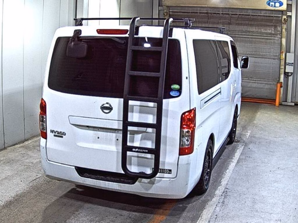 NISSAN NV350 CARAVAN