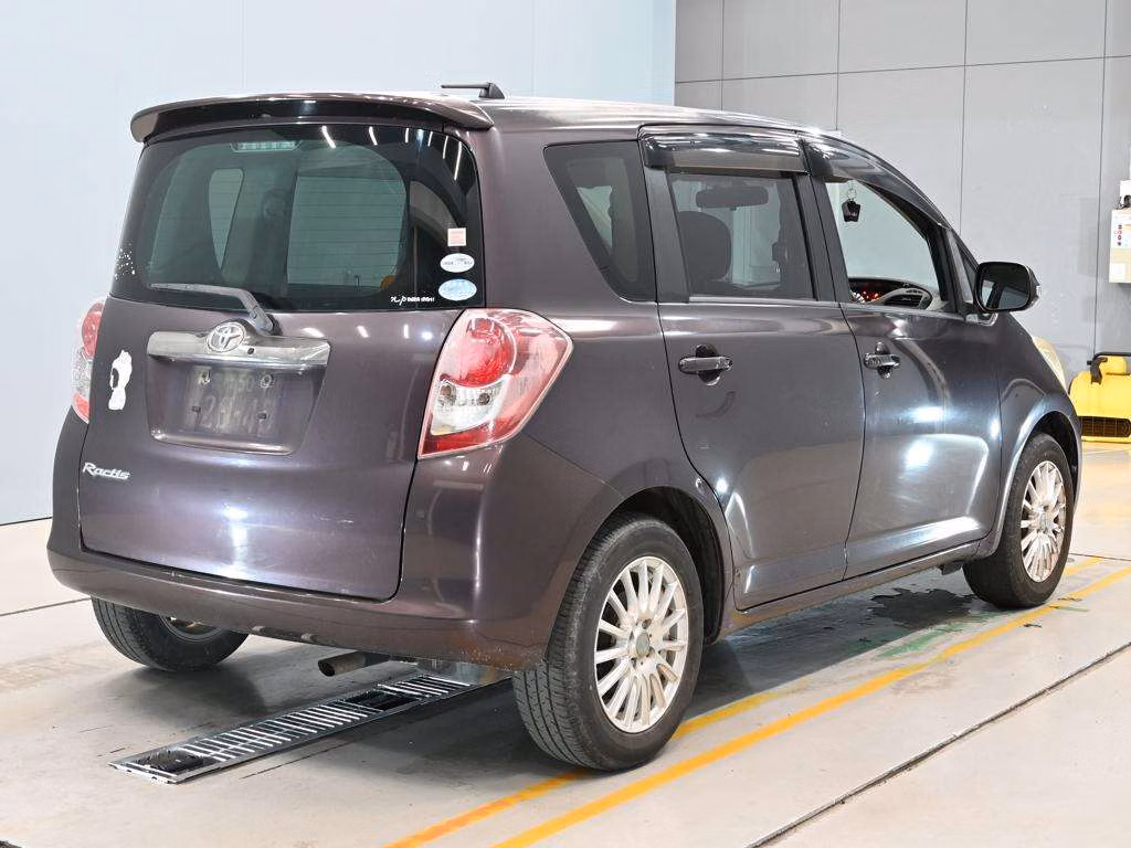 TOYOTA RACTIS