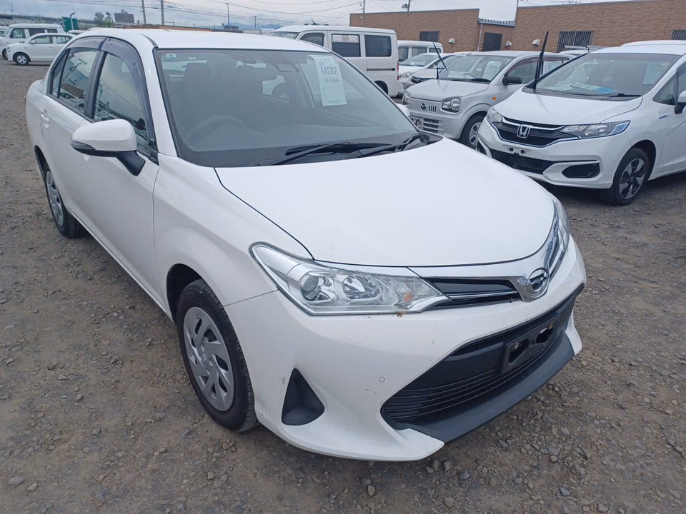TOYOTA COROLLA AXIO