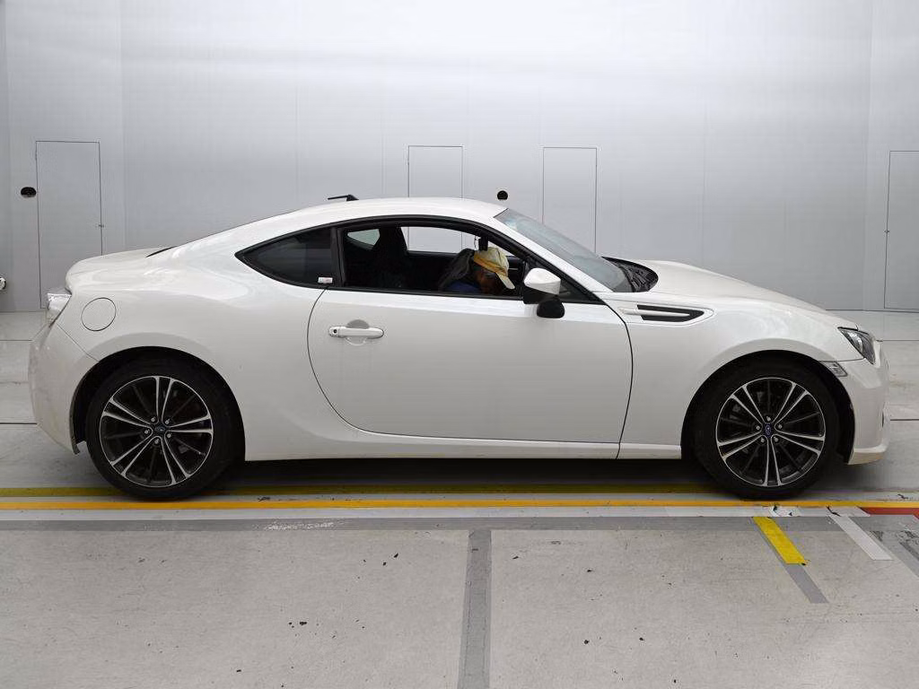 SUBARU BRZ