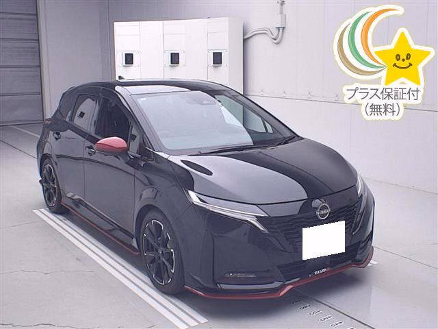 Nissan Aura