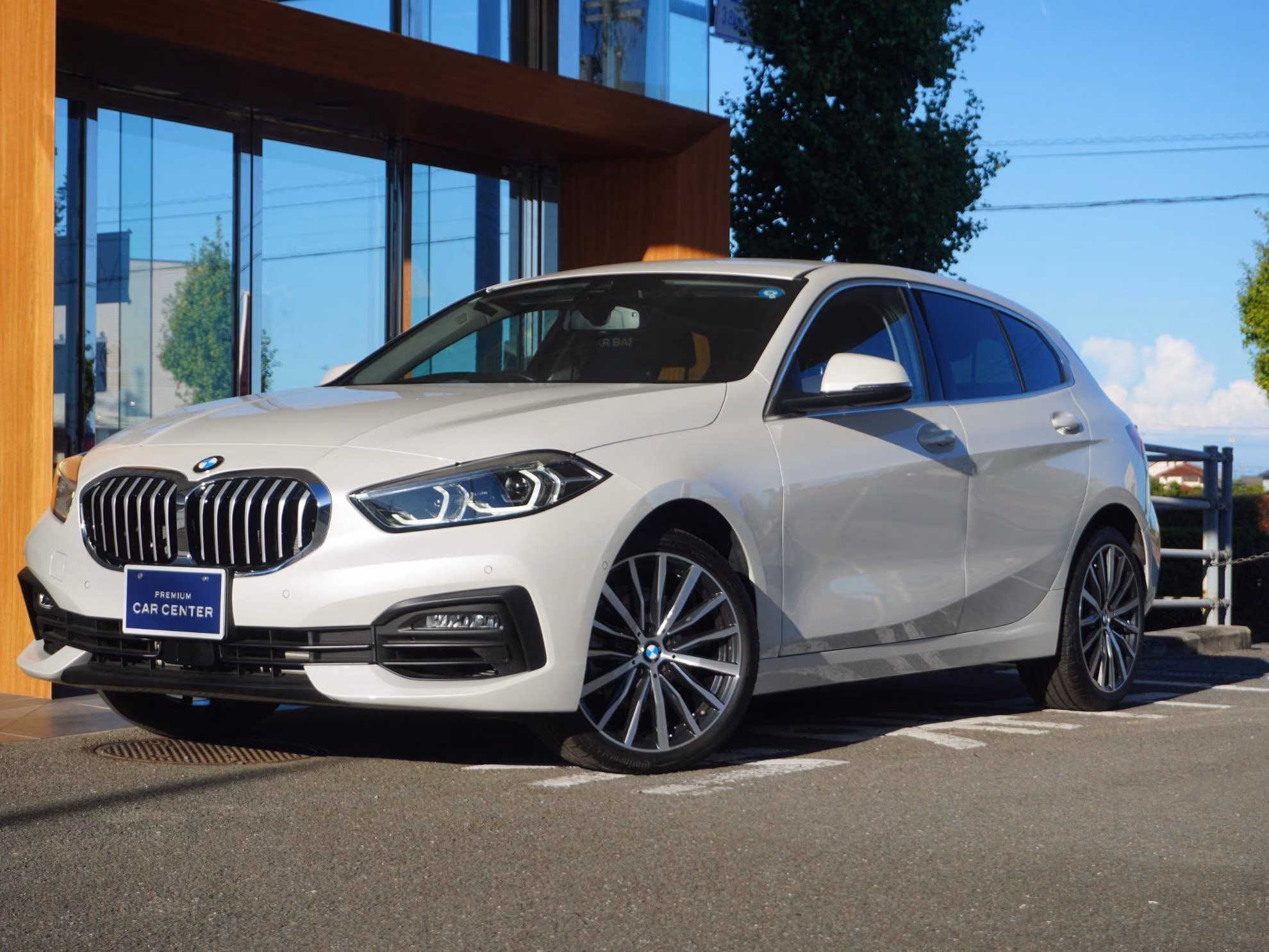 BMW 1-SERIES
