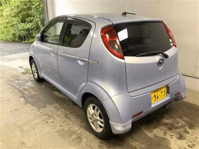 SUBARU R2