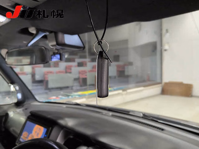 HONDA N-BOX SLASH