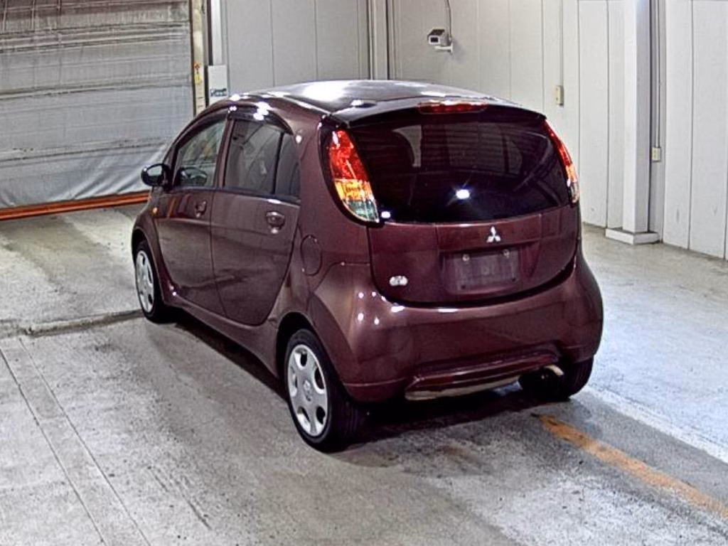 MITSUBISHI I