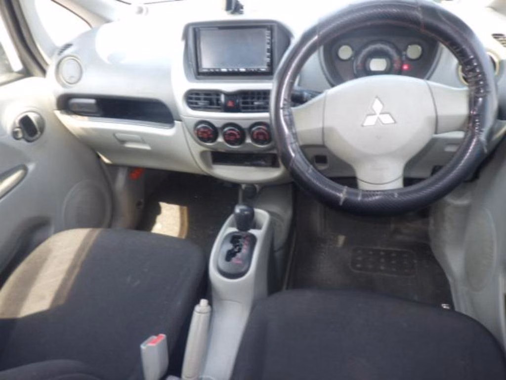 MITSUBISHI I