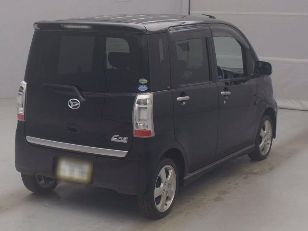 DAIHATSU TANTO EXE