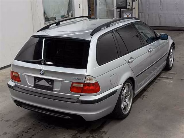BMW 3-SERIES