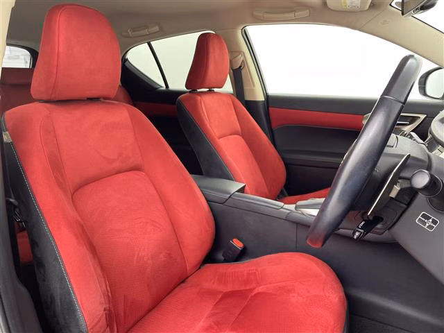 LEXUS CT200H