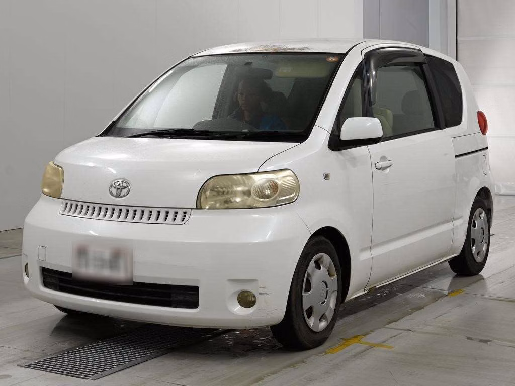 TOYOTA PORTE