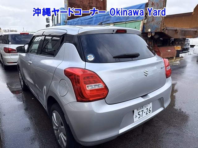 SUZUKI SWIFT