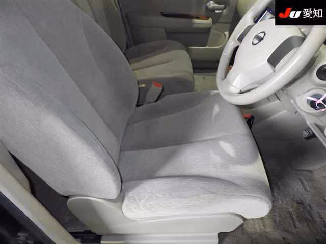 NISSAN TIIDA LATIO
