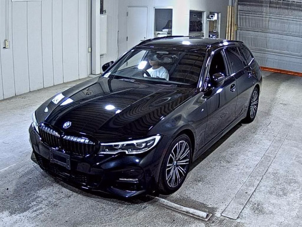 BMW 3-SERIES