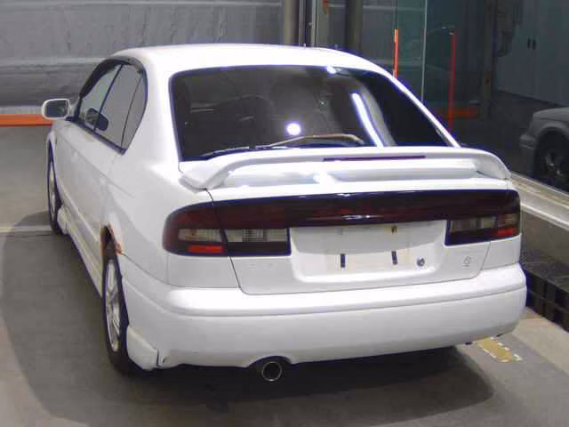SUBARU LEGACY B4