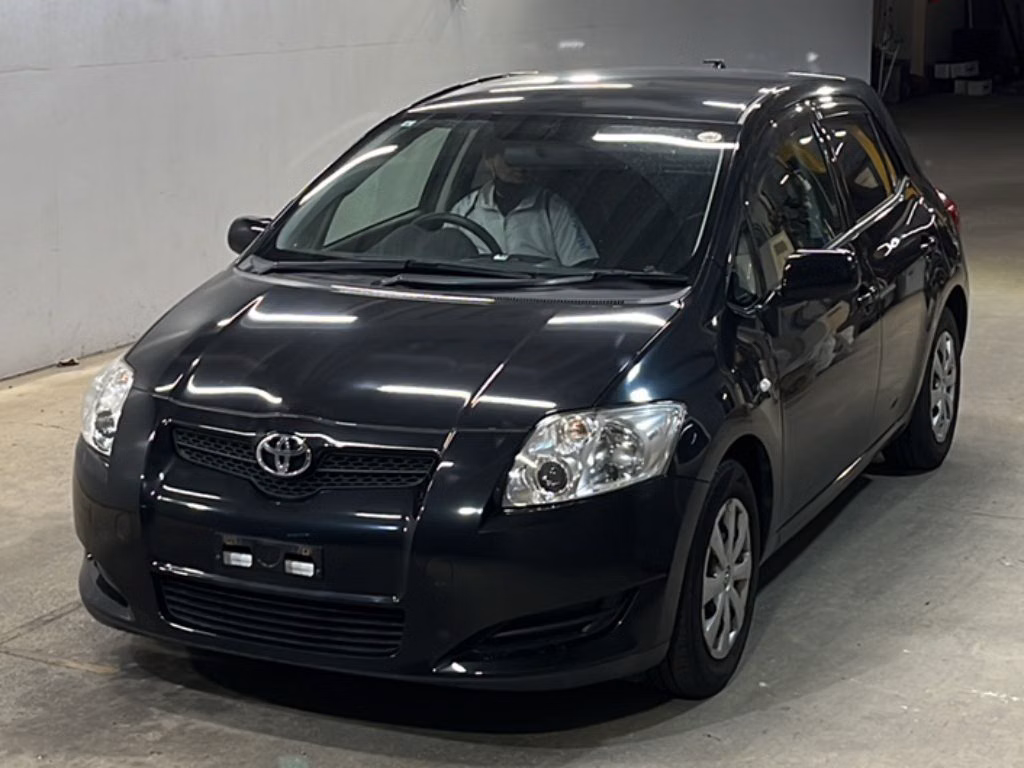 TOYOTA AURIS