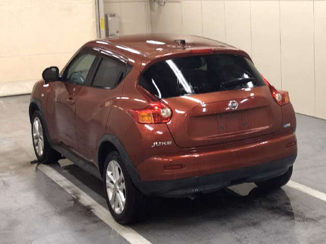 NISSAN JUKE