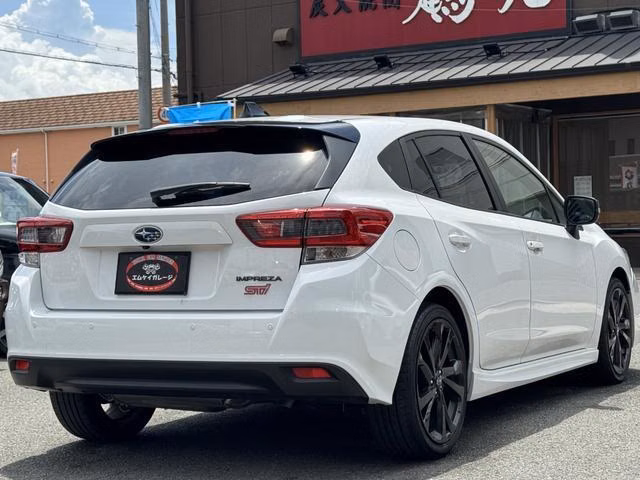 SUBARU IMPREZA