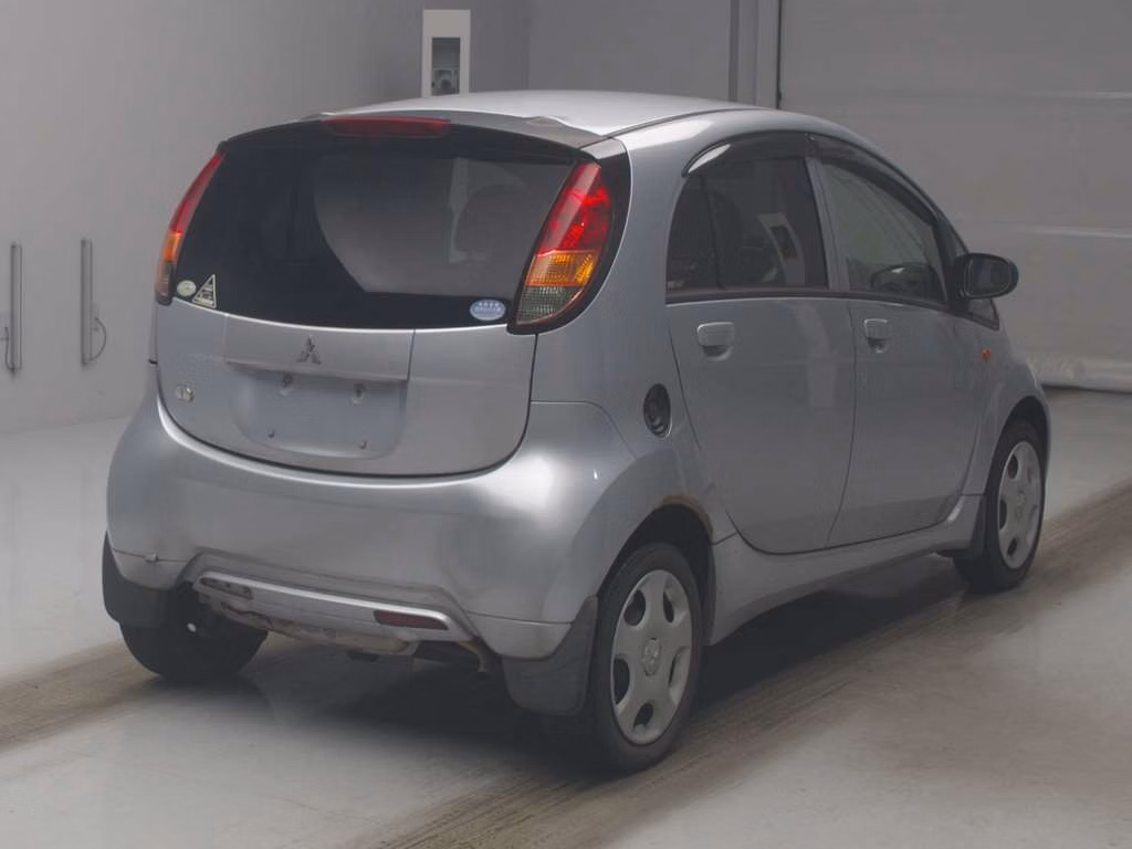 MITSUBISHI I