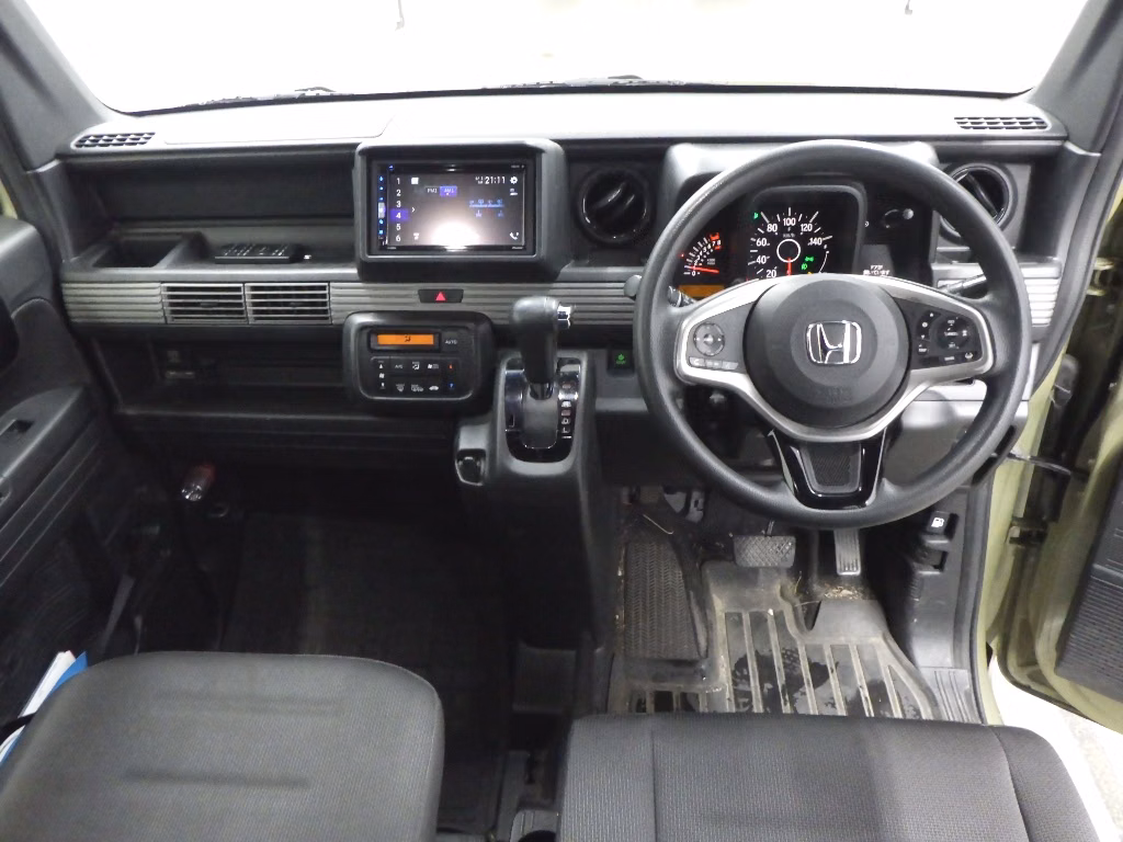 HONDA N-VAN