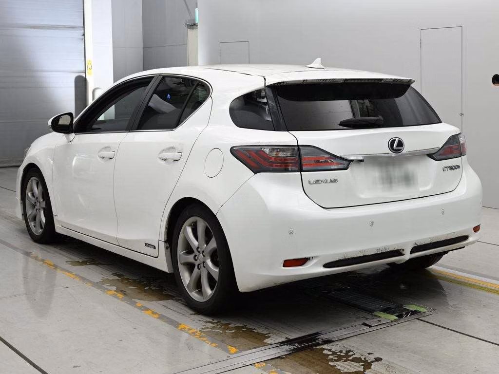 LEXUS CT200H