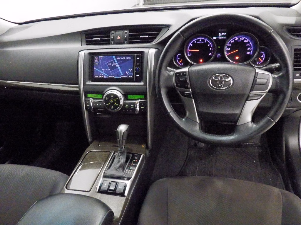 TOYOTA MARK X