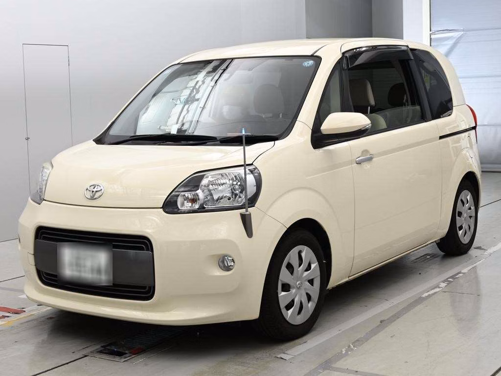 TOYOTA PORTE