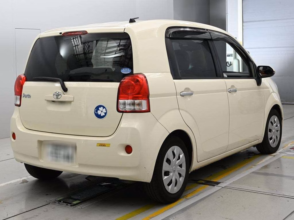 TOYOTA PORTE