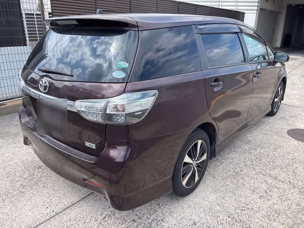TOYOTA WISH