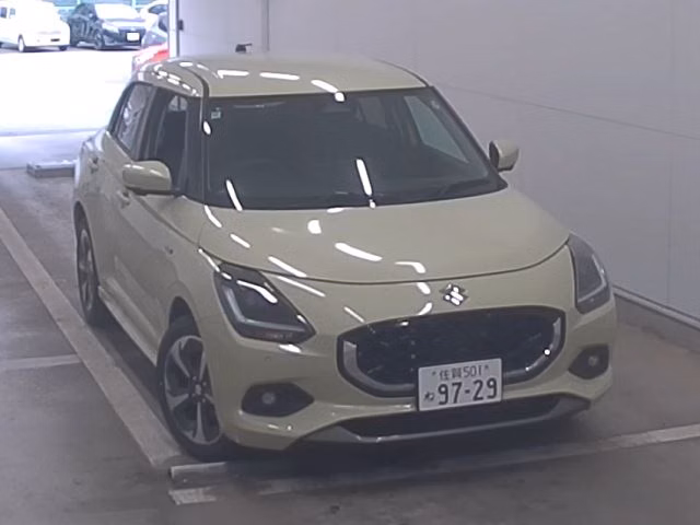 SUZUKI SWIFT
