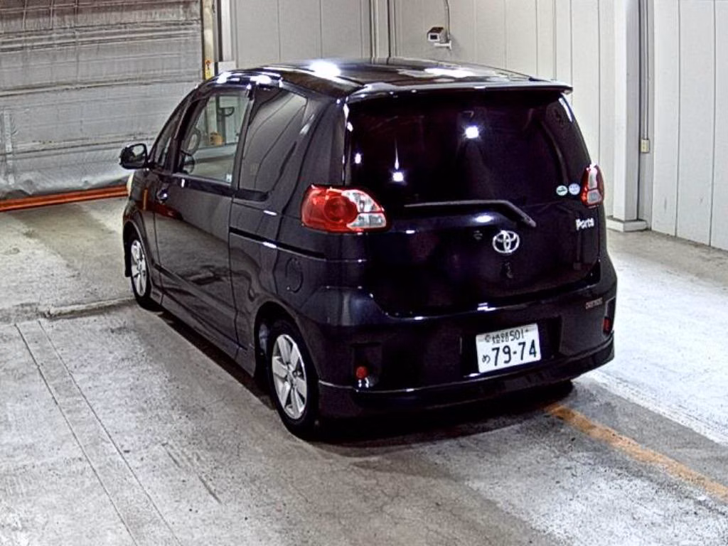 TOYOTA PORTE