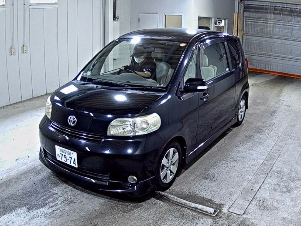 TOYOTA PORTE